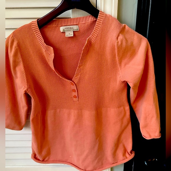 Small natural reflection coral sweater! Free shipping! - Picture 1 of 2
